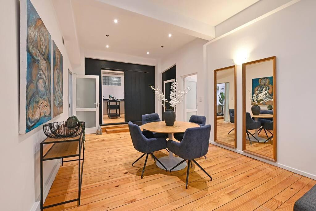 Apartment Luna - Luxurious 2 Bedroom City On Bree Street! *