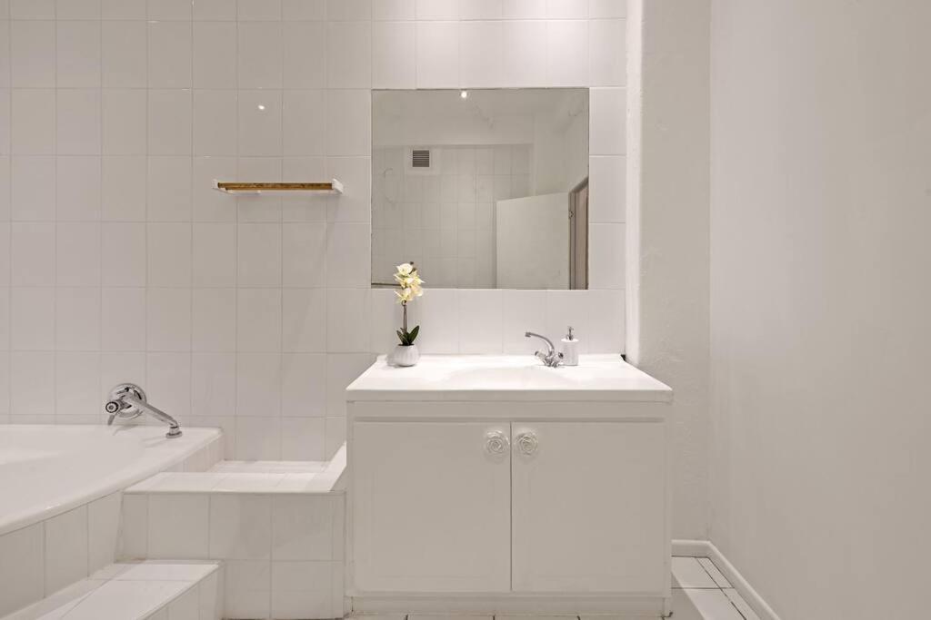 Luna - Luxurious 2 Bedroom City On Bree Street! Apartment Cape Town